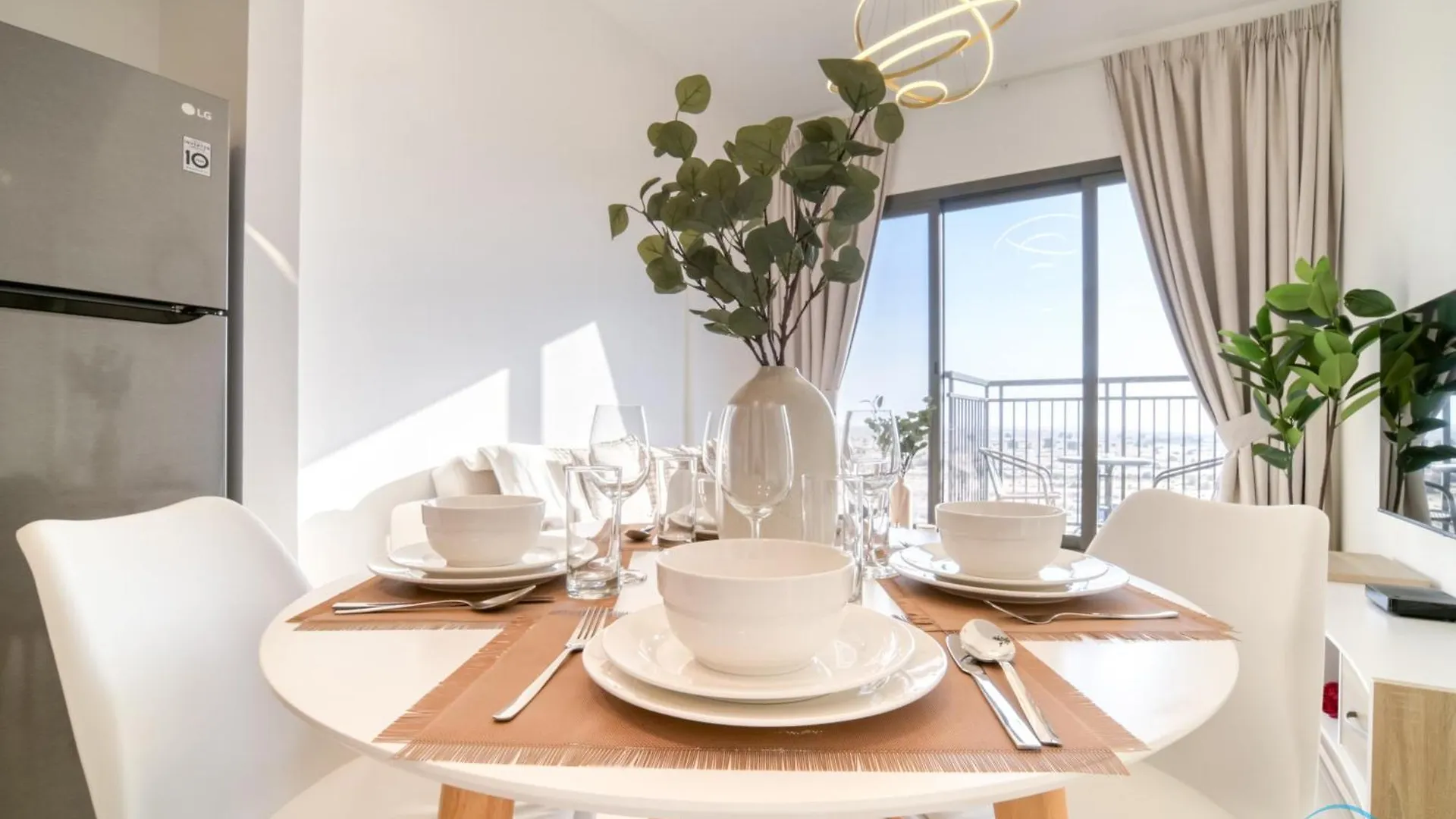 Immaculate 1Br At Una Town Square Dubailand By Deluxe Holiday Homes