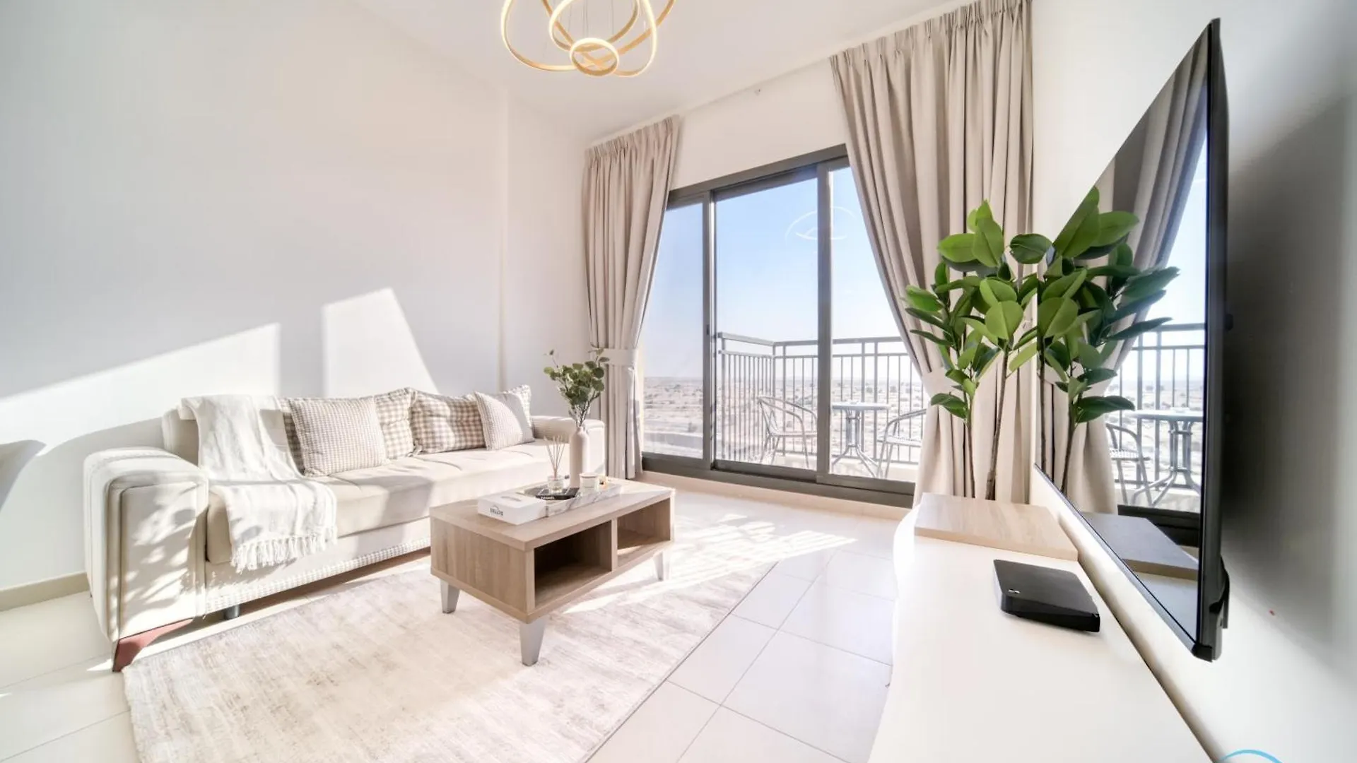 Immaculate 1Br At Una Town Square Dubailand By Deluxe Holiday Homes 0*, Dubai United Arab Emirates